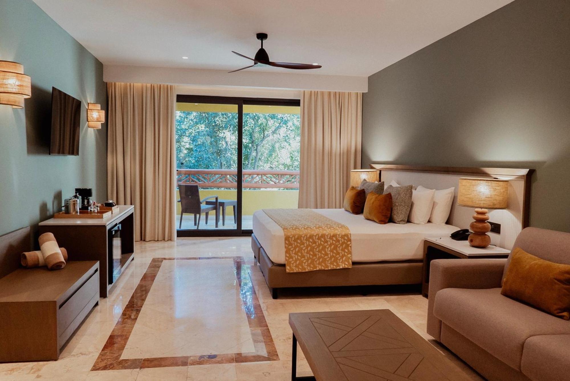 Catalonia Royal Tulum Beach & Spa Resort Adults Only Xpu Ha Bagian luar foto